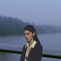 alt-img